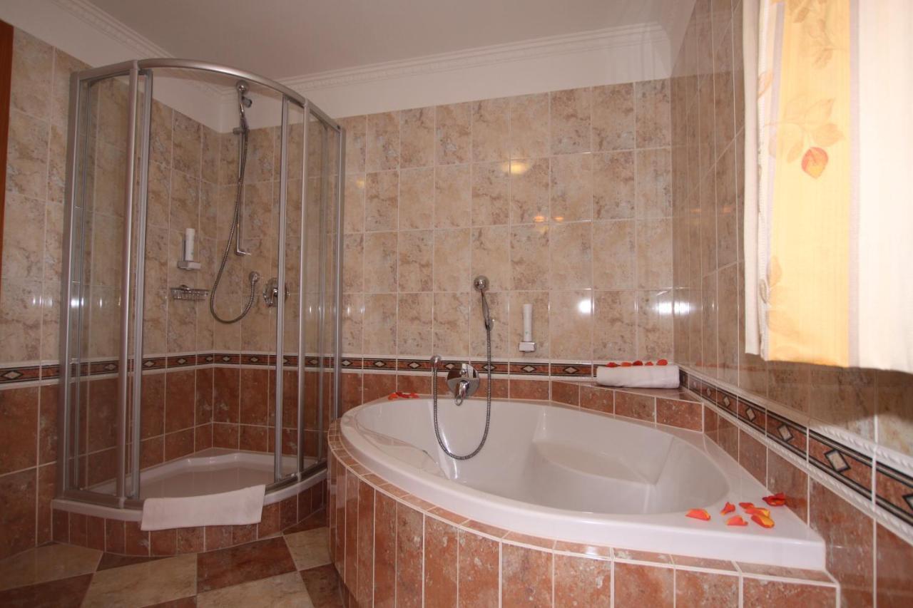 Waldhof Hotel Gerlos Room photo